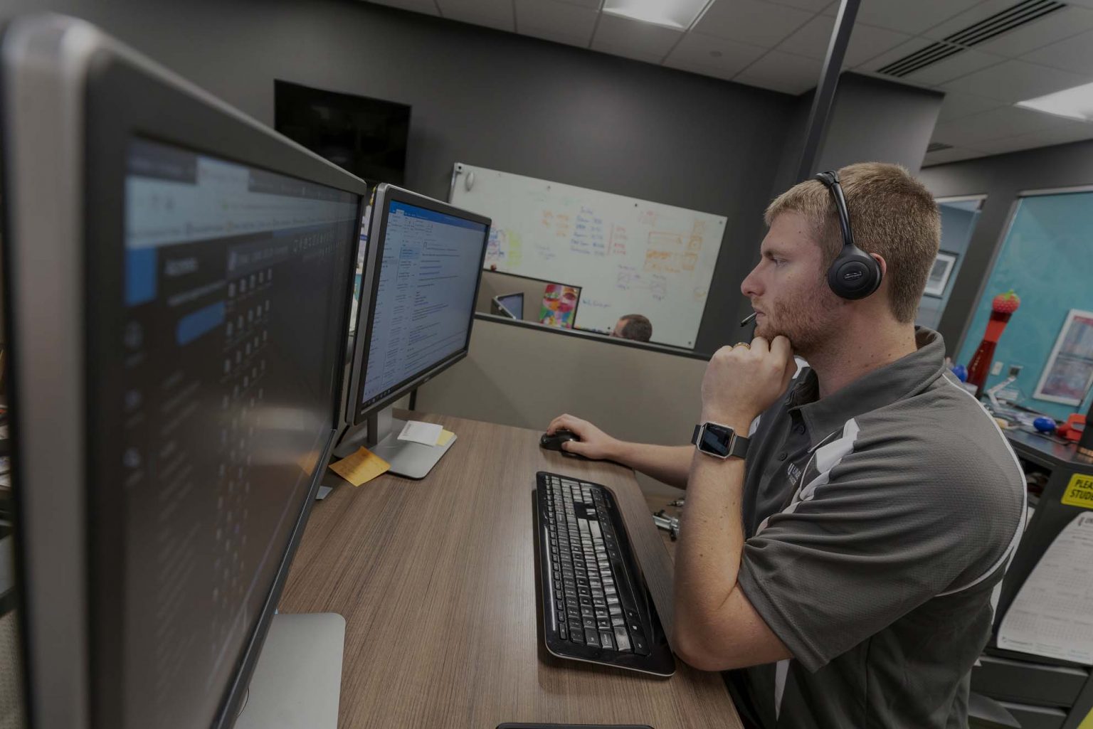 Tech Support IT Client Resources, Submit Tickets, EazyApp UV&S Inc.